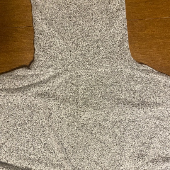 American eagle turtle neck - Picture 3 of 3